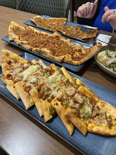 Photo of ÖzAntepliler / Pide-Lahmacun-Tava - 190 Hertford Rd, Enfield EN3 5AZ